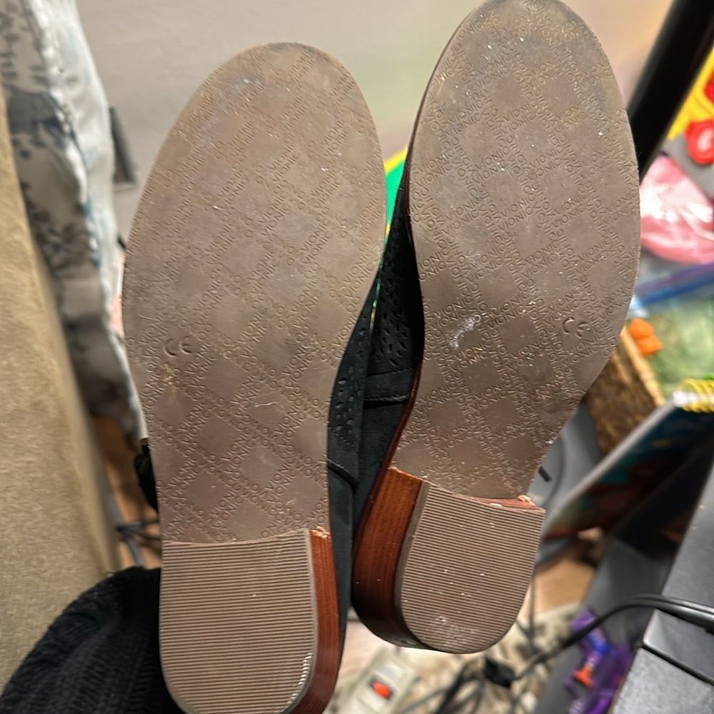 Vionic Joy Black Booties - image 6